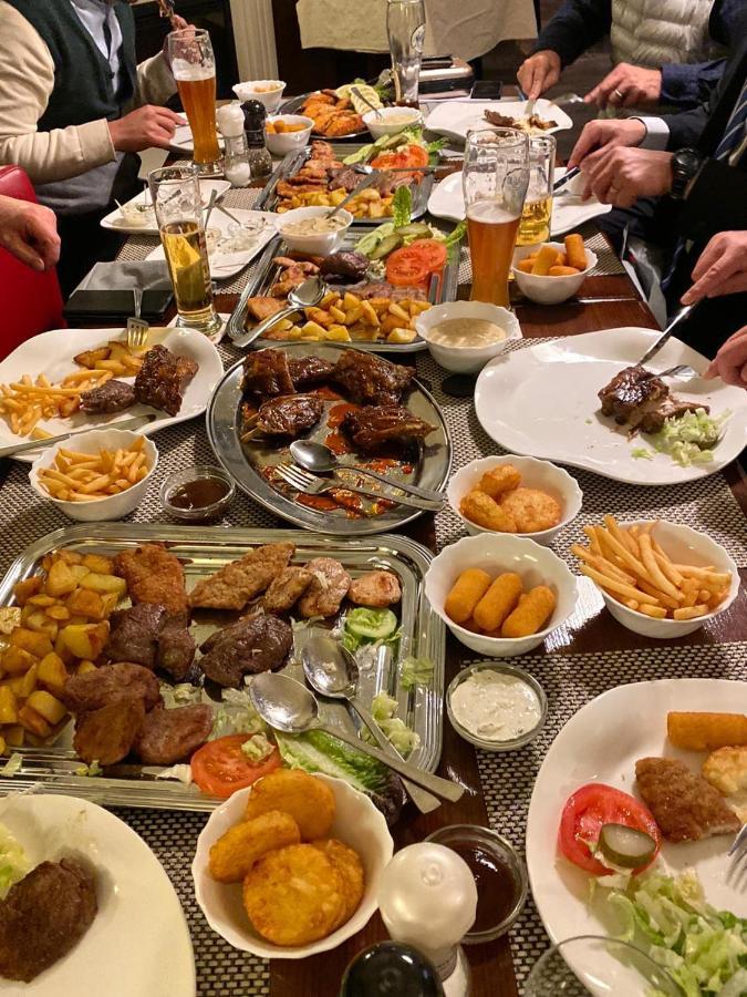 Hotel Restaurant Zum Hollaender Hof Bad Arolsen Ngoại thất bức ảnh