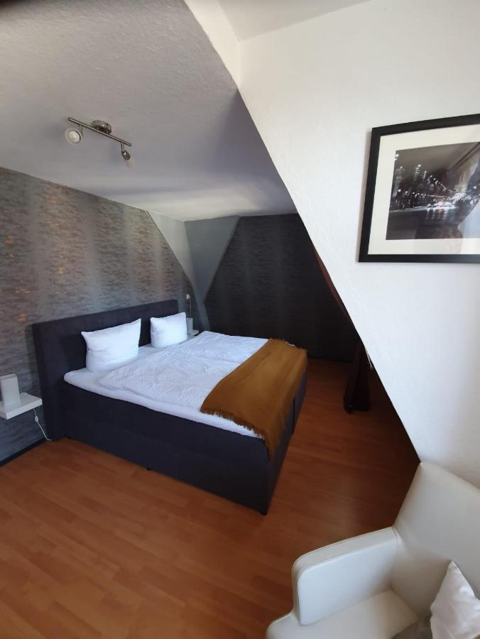 Hotel Restaurant Zum Hollaender Hof Bad Arolsen Ngoại thất bức ảnh